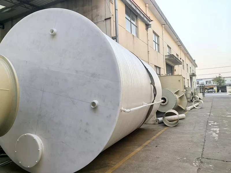 Tanque de almacenamiento en materiales PP